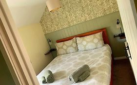 Cosycottage, Log Fire&Garden